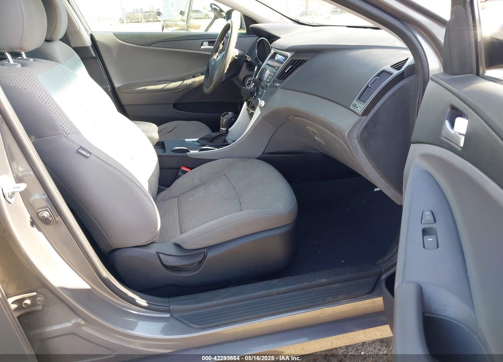 2012 HYUNDAI SONATA GLS VIN: 5NPEB4AC4CH420514