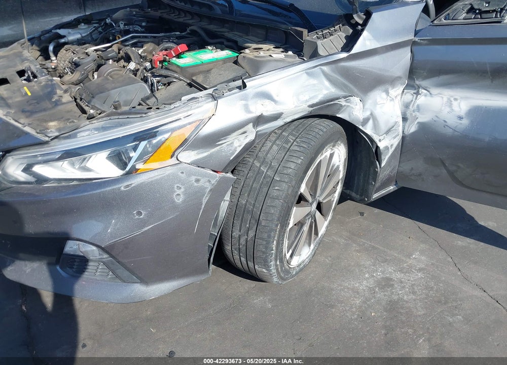 2022 NISSAN ALTIMA SV FWD VIN: 1N4BL4DV3NN388418