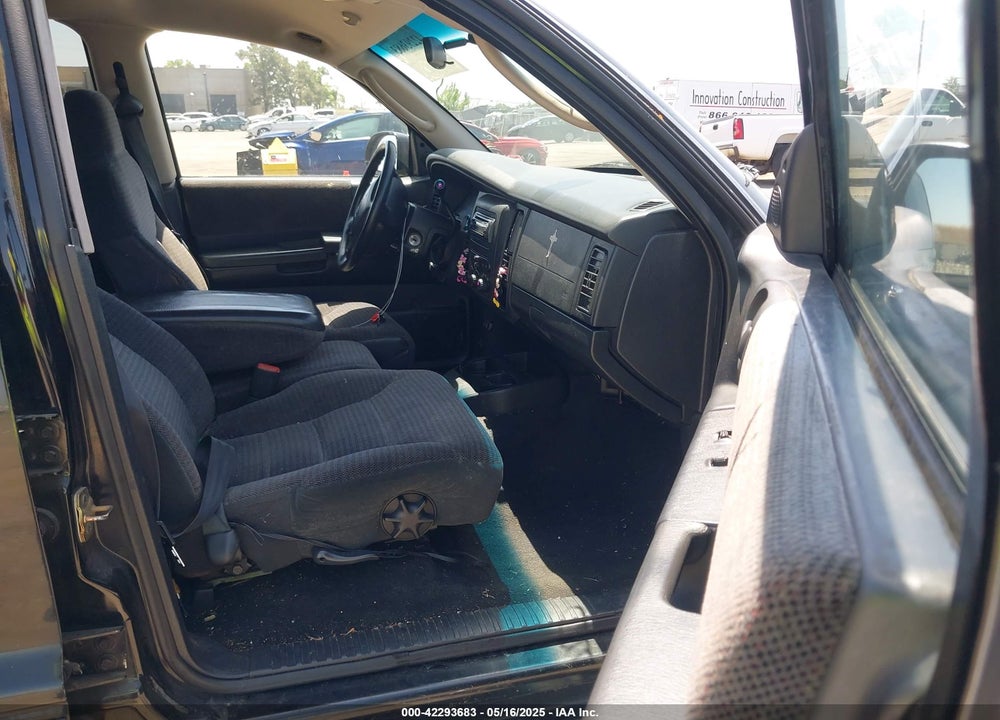 2001 DODGE DURANGO VIN: 1B4HR28N31F570834