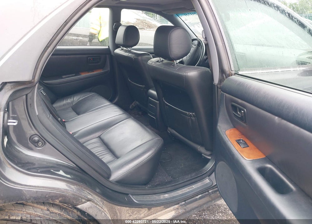2000 LEXUS ES 300 VIN: JT8BF28G7Y5091527