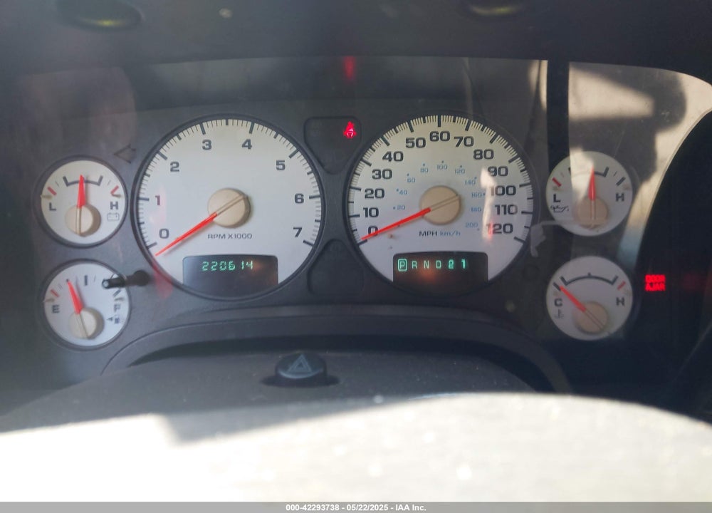 2002 DODGE RAM 1500 ST VIN: 3D7HA18N62G192051