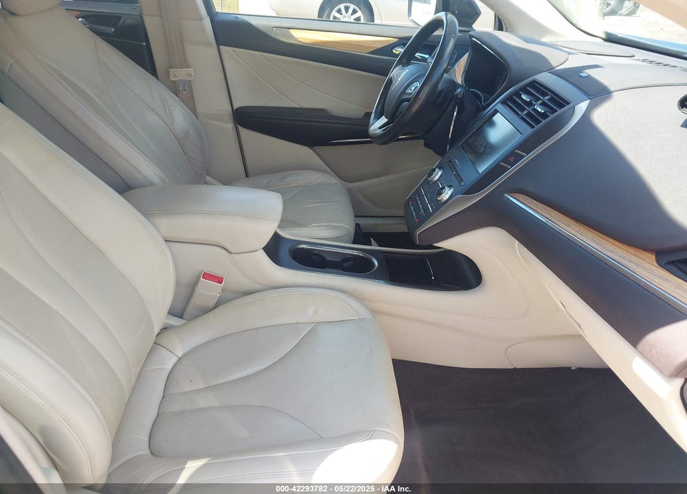 2015 LINCOLN MKC VIN: 5LMCJ1A99FUJ28888