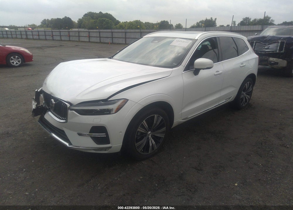 2023 VOLVO XC60 B5 PLUS BRIGHT THEME VIN: YV4L12RN1P1205347
