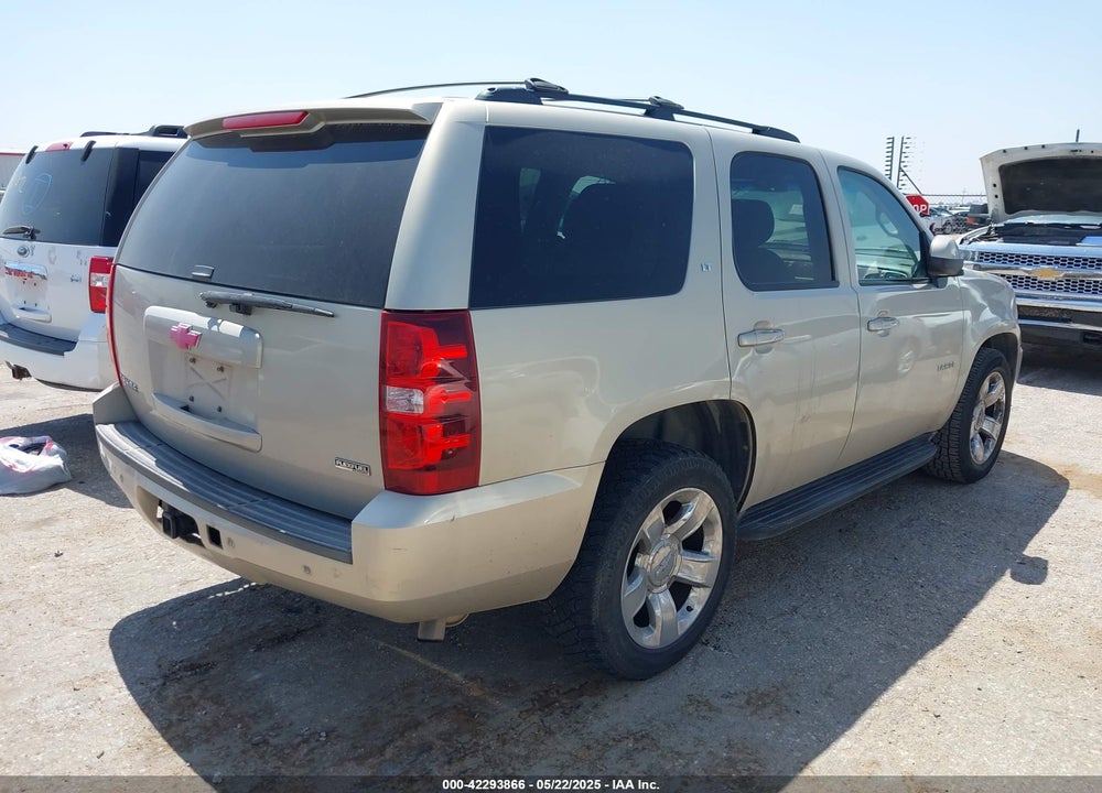 2011 CHEVROLET TAHOE VIN: 1GNSCBE08BR108649