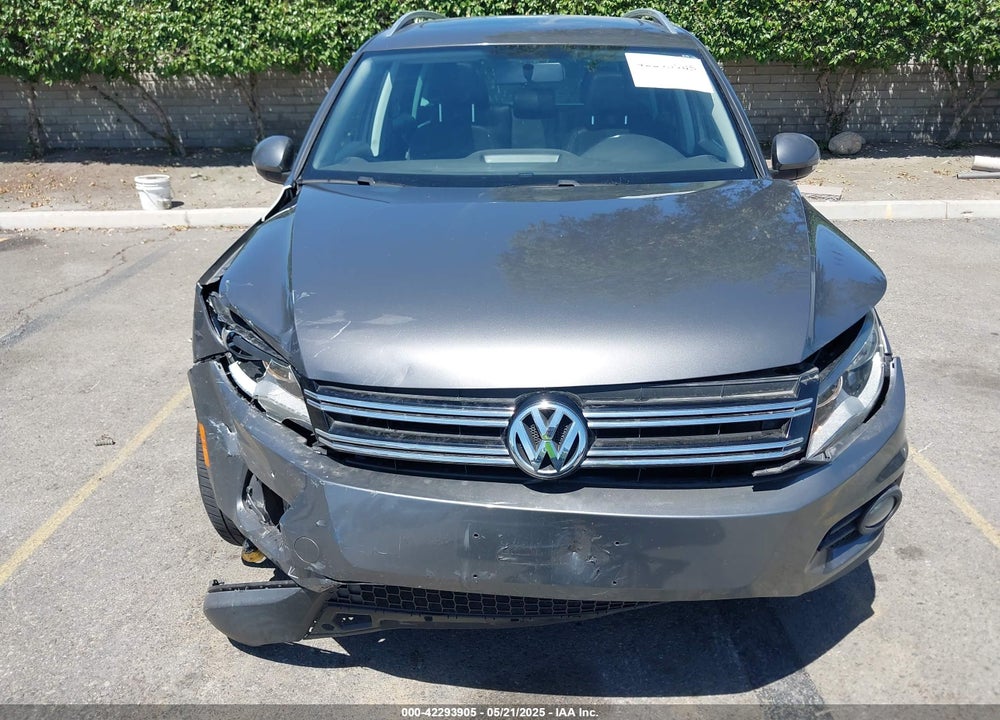 2015 VOLKSWAGEN TIGUAN VIN: WVGAV7AX4FW561281