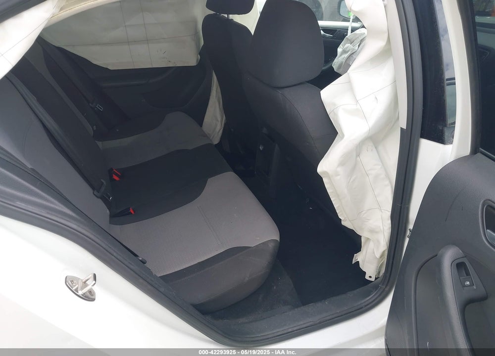 2017 VOLKSWAGEN JETTA VIN: 3VW2B7AJ9HM257098