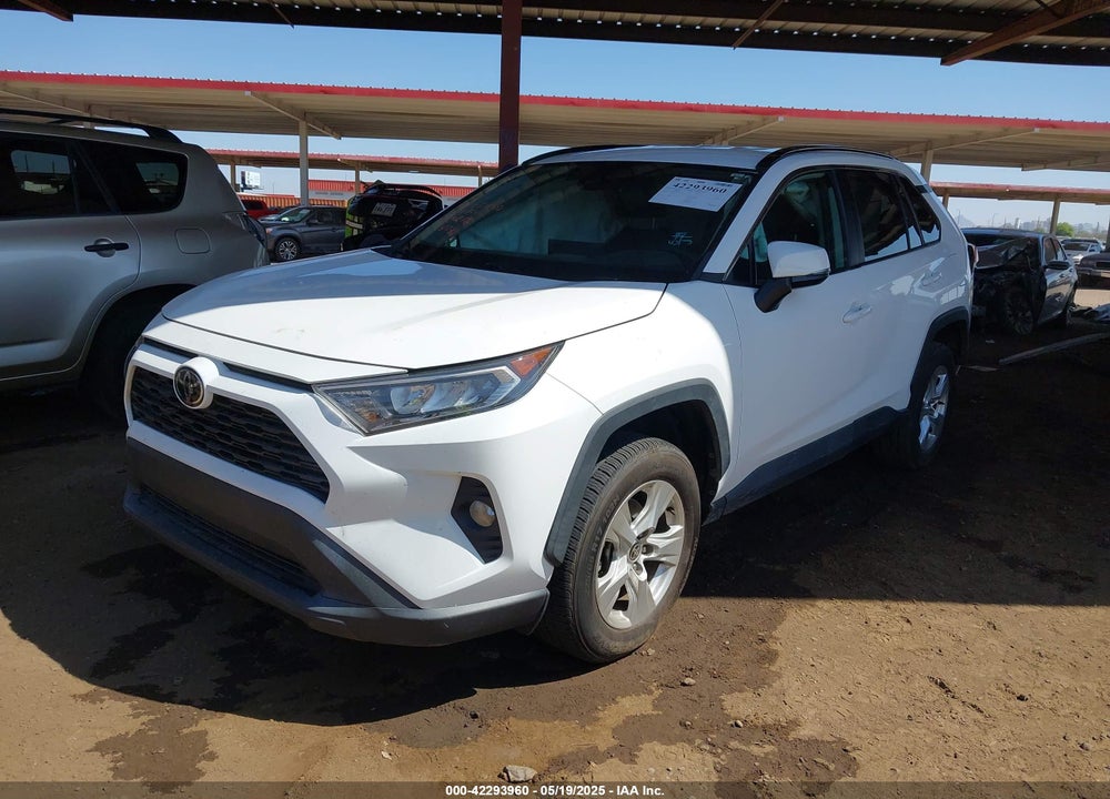 2021 TOYOTA RAV4 XLE VIN: 2T3W1RFV7MW158786