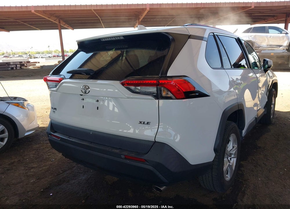 2021 TOYOTA RAV4 XLE VIN: 2T3W1RFV7MW158786