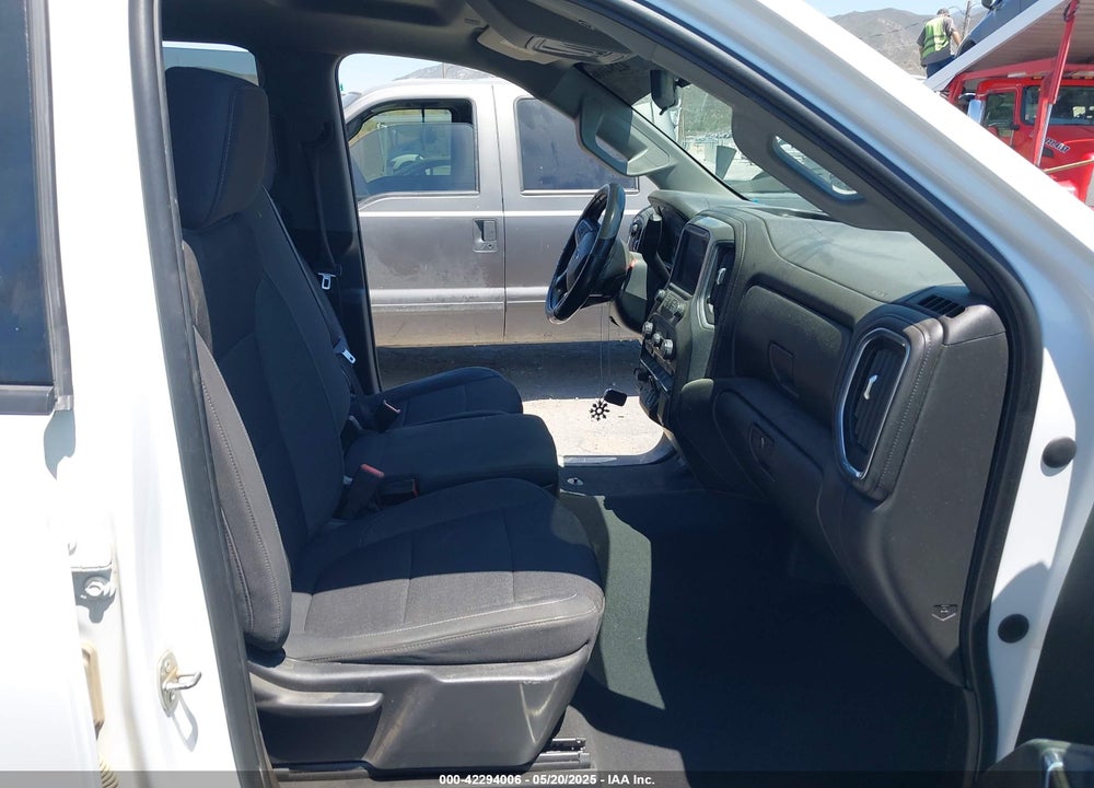 2021 CHEVROLET SILVERADO 1500 VIN: 3GCUYEED2MG182658