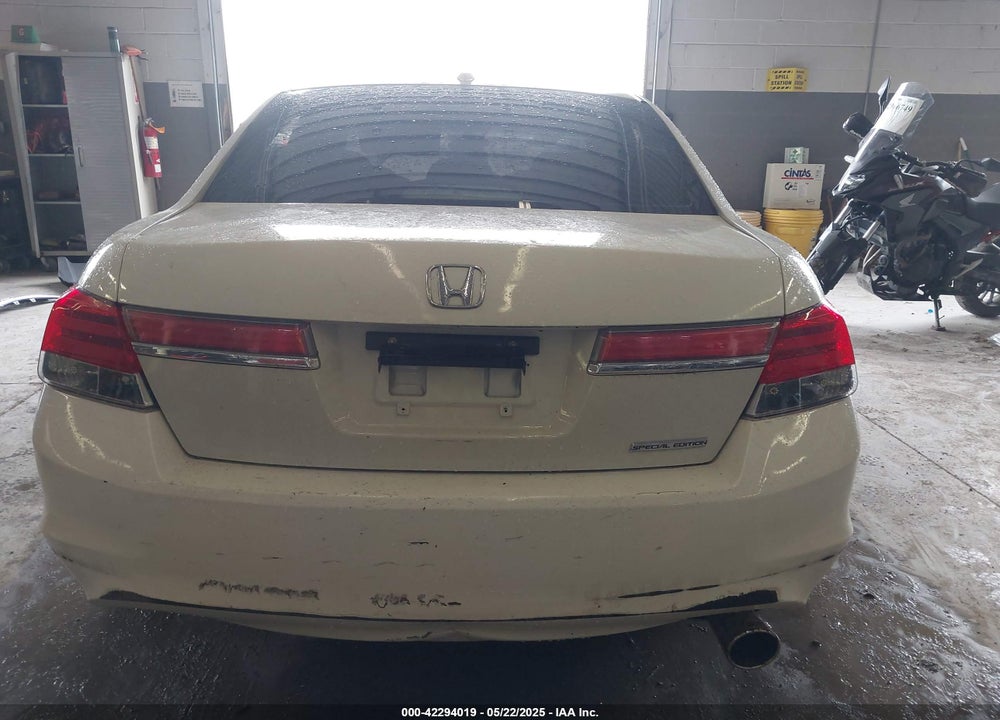 2008 HONDA ACCORD VIN: 1HGCP36818A030817