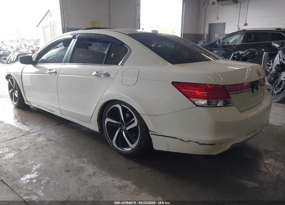 2008 HONDA ACCORD VIN: 1HGCP36818A030817