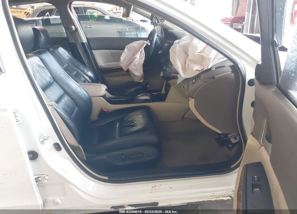 2008 HONDA ACCORD VIN: 1HGCP36818A030817