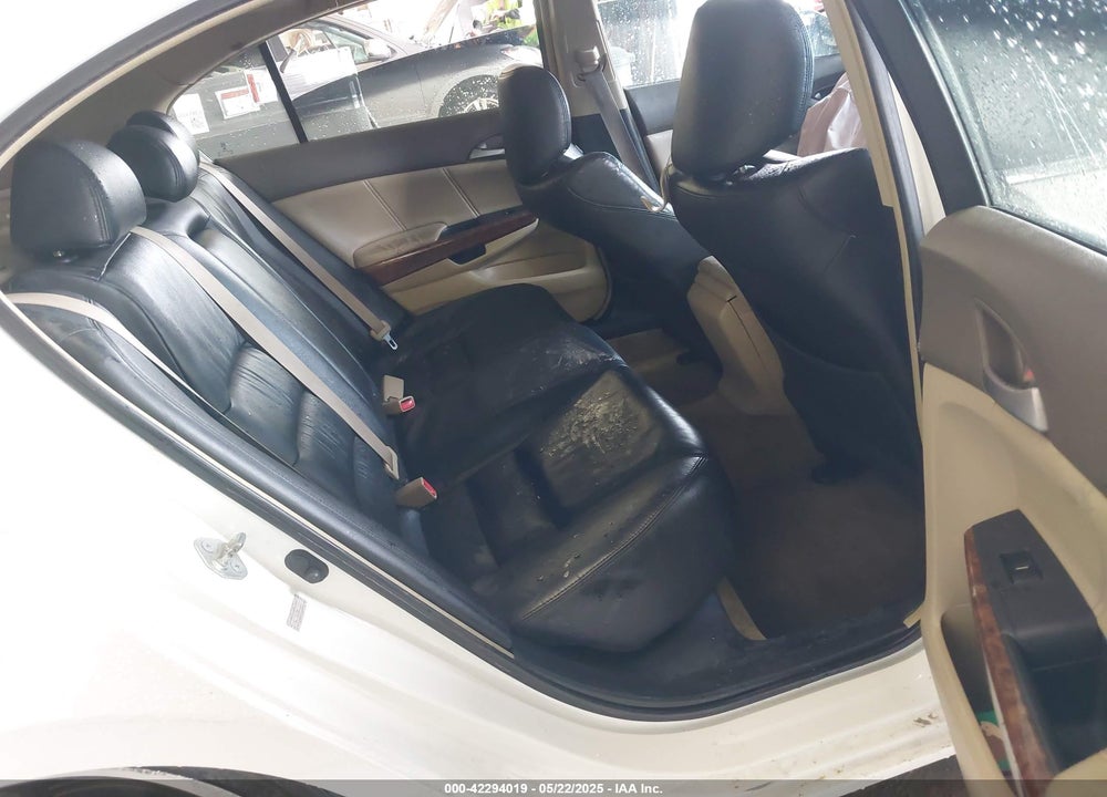 2008 HONDA ACCORD VIN: 1HGCP36818A030817