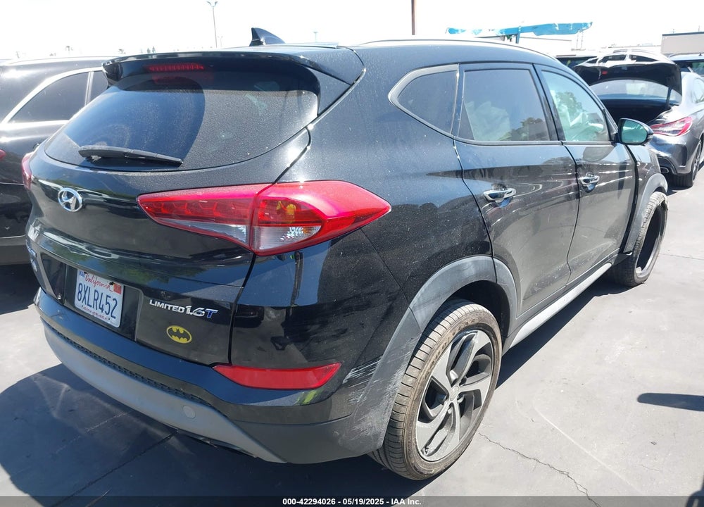 2017 HYUNDAI TUCSON LIMITED VIN: KM8J33A26HU373427
