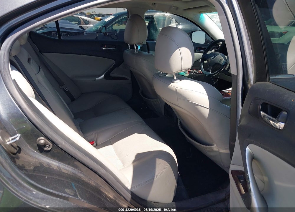 2008 LEXUS IS 250 VIN: JTHBK262985068317