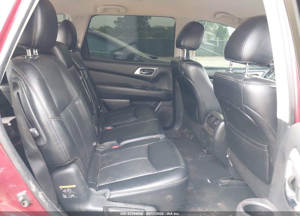 2015 NISSAN PATHFINDER SL VIN: 5N1AR2MN5FC612886