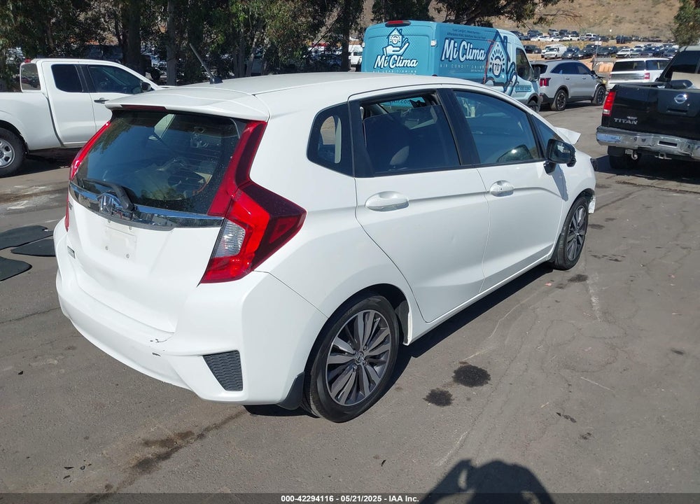 2017 HONDA FIT VIN: JHMGK5H71HS014706