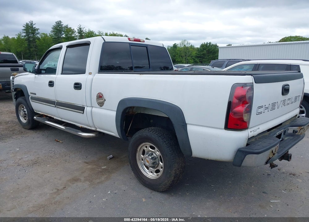 2005 CHEVROLET SILVERADO 2500HD VIN: 1GCHC23U25F822405