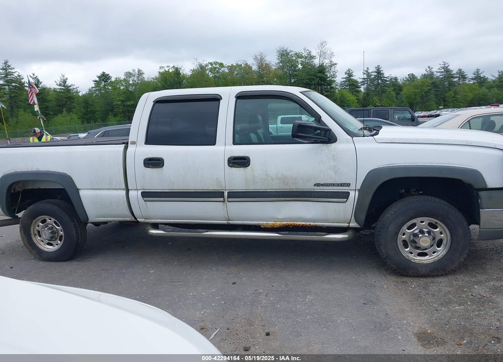 2005 CHEVROLET SILVERADO 2500HD VIN: 1GCHC23U25F822405