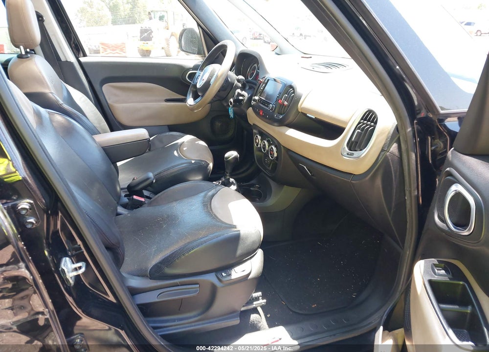 2014 FIAT 500L VIN: ZFBCFACH3EZ009820