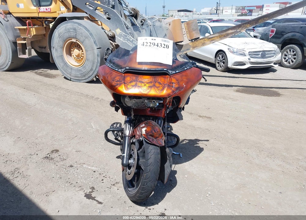 2018 HARLEY-DAVIDSON FLTRXS ROAD GLIDE SPECIAL VIN: 1HD1KTC36JB654611