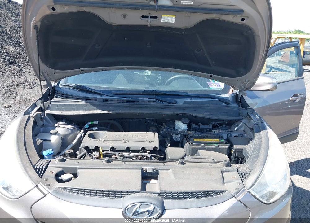 2012 HYUNDAI TUCSON GLS VIN: KM8JUCAC7CU492540
