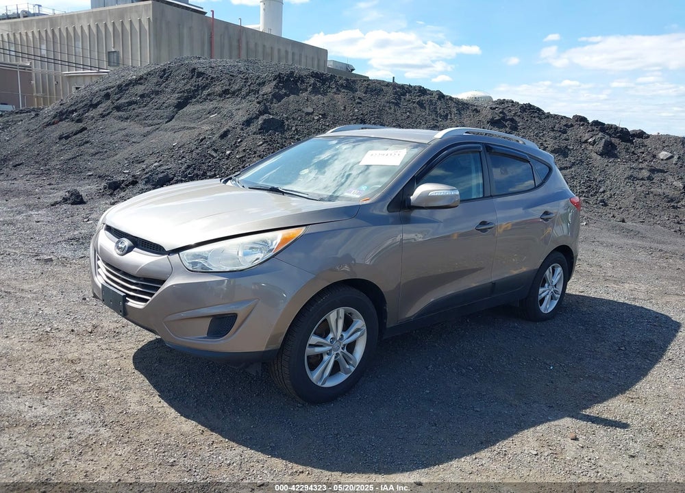 2012 HYUNDAI TUCSON GLS VIN: KM8JUCAC7CU492540