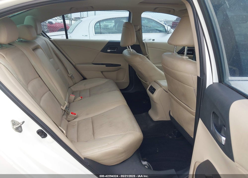 2017 HONDA ACCORD EX-L VIN: 1HGCR2F80HA091886