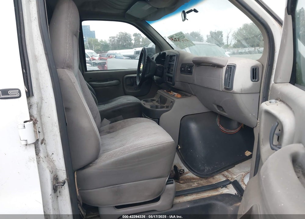 2000 CHEVROLET EXPRESS VIN: 1GAHG39J4Y1265384