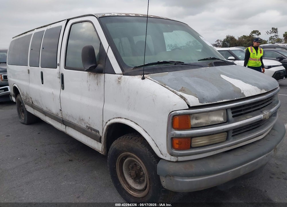 2000 CHEVROLET EXPRESS VIN: 1GAHG39J4Y1265384