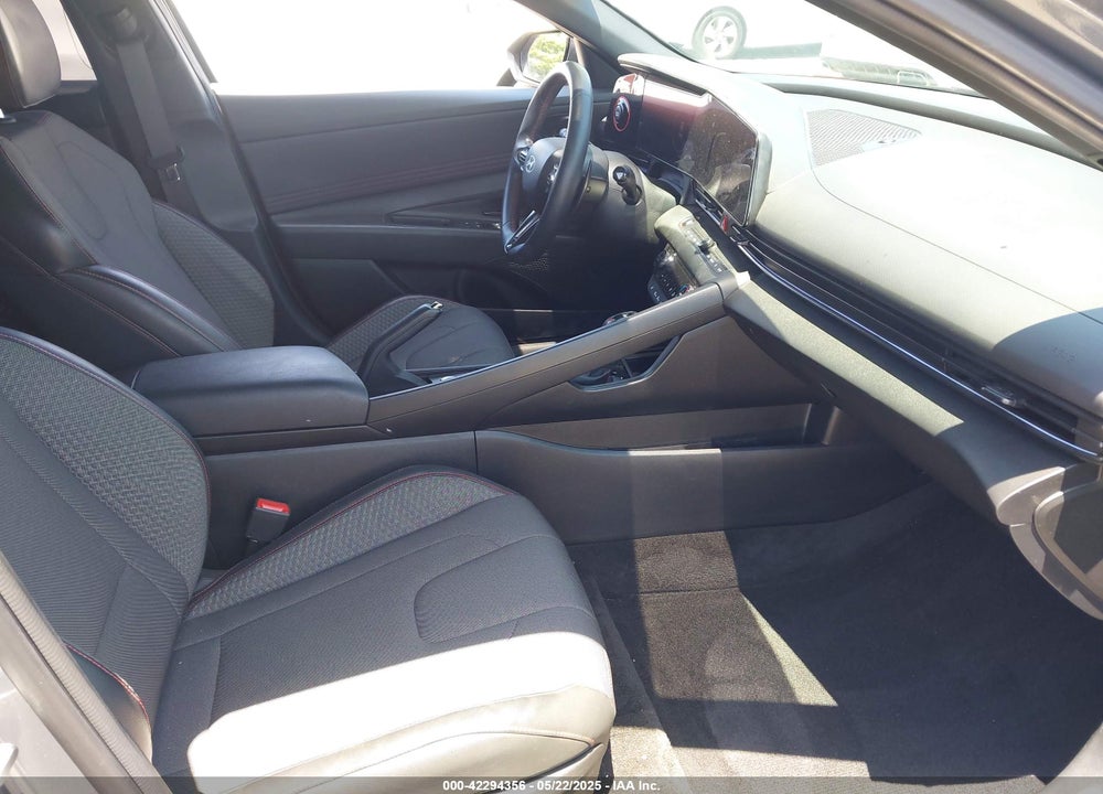 2024 HYUNDAI ELANTRA VIN: KMHLR4DF7RU813460