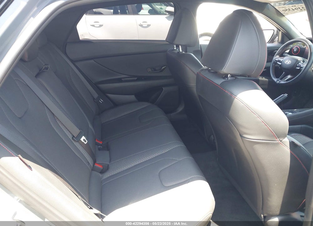 2024 HYUNDAI ELANTRA VIN: KMHLR4DF7RU813460