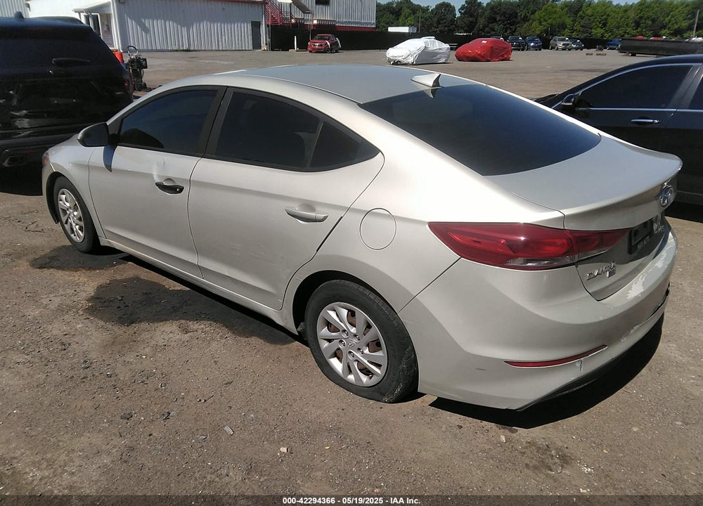 2017 HYUNDAI ELANTRA VIN: 5NPD74LF6HH166090