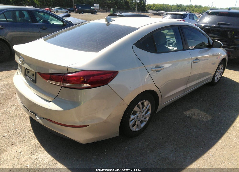 2017 HYUNDAI ELANTRA VIN: 5NPD74LF6HH166090