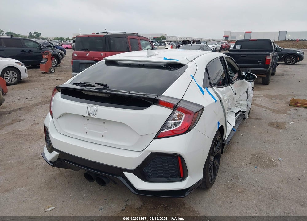 2018 HONDA CIVIC VIN: SHHFK7H43JU205091