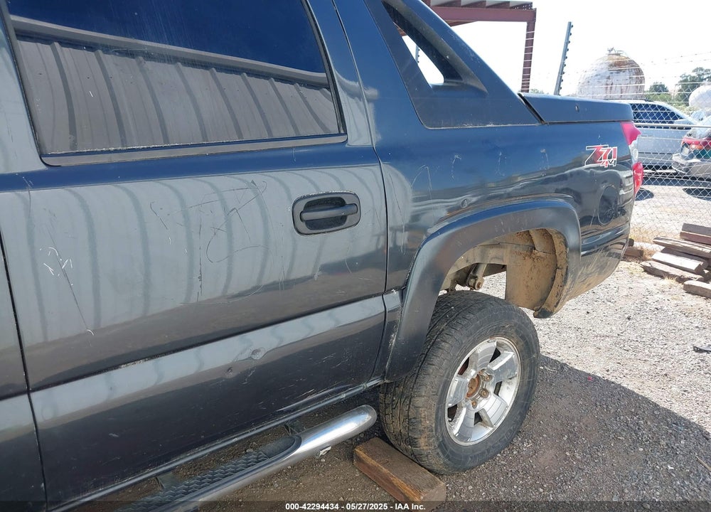 2004 CHEVROLET AVALANCHE 1500 VIN: 3GNEK12TX4G106137