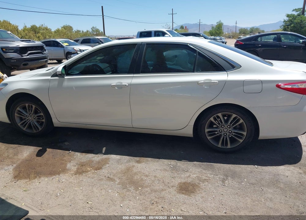 2016 TOYOTA CAMRY SE VIN: 4T1BF1FKXGU221531