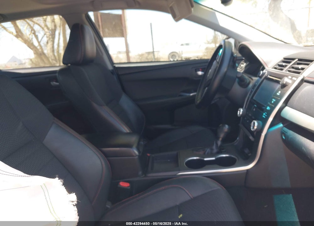 2016 TOYOTA CAMRY SE VIN: 4T1BF1FKXGU221531
