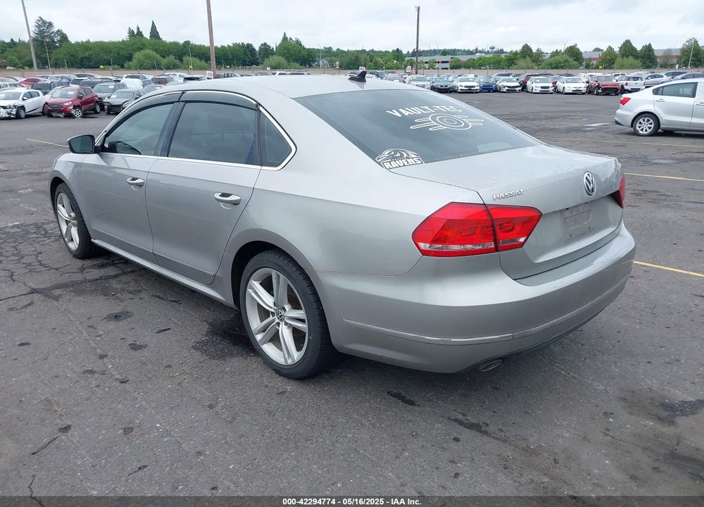 2014 VOLKSWAGEN PASSAT VIN: 1VWCN7A31EC036329
