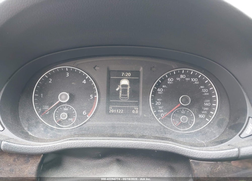 2014 VOLKSWAGEN PASSAT VIN: 1VWCN7A31EC036329