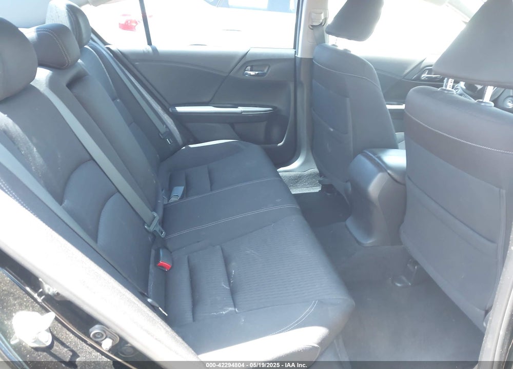 2015 HONDA ACCORD SPORT VIN: 1HGCR2F50FA119852