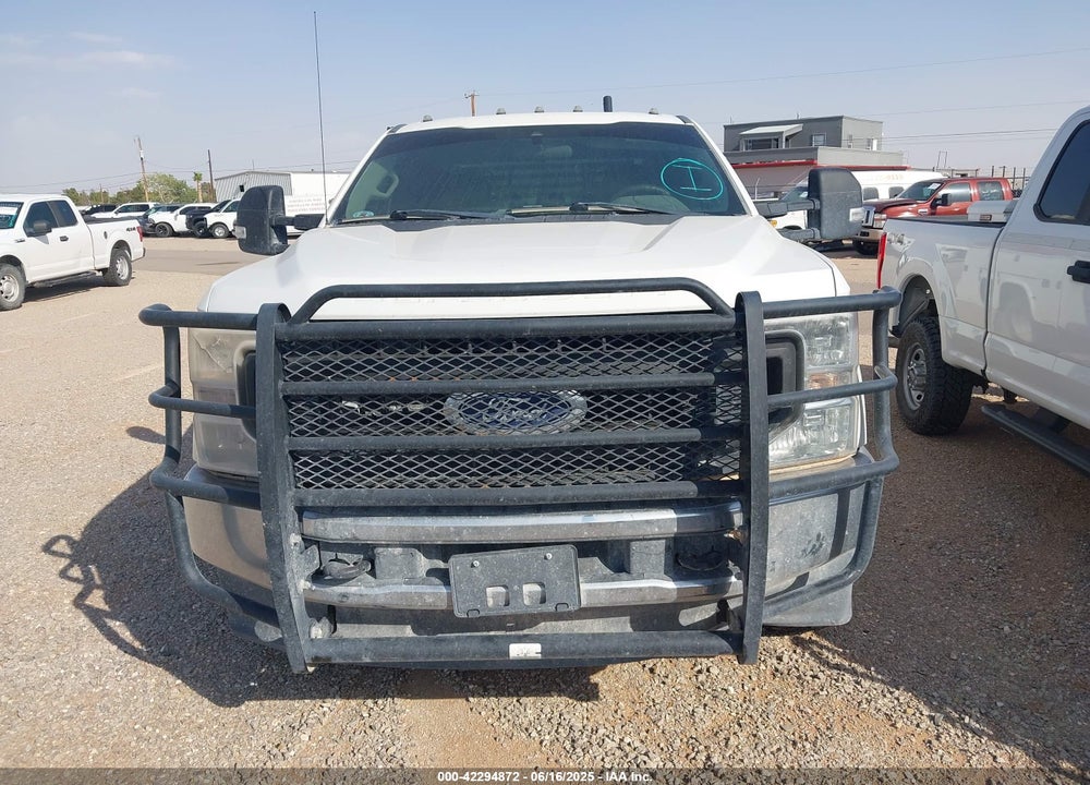 2020 FORD F-350 CHASSIS XL VIN: 1FD8X3H65LEC56601