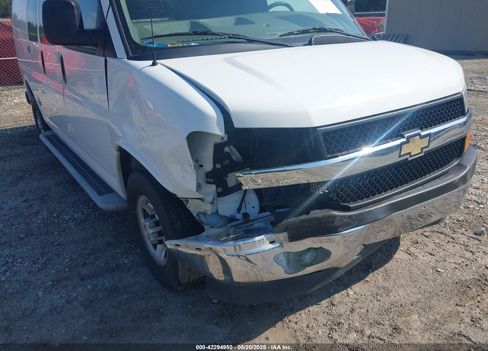 2022 CHEVROLET EXPRESS CARGO RWD 2500 REGULAR WHEELBASE WT VIN: 1GCWGAF75N1203256