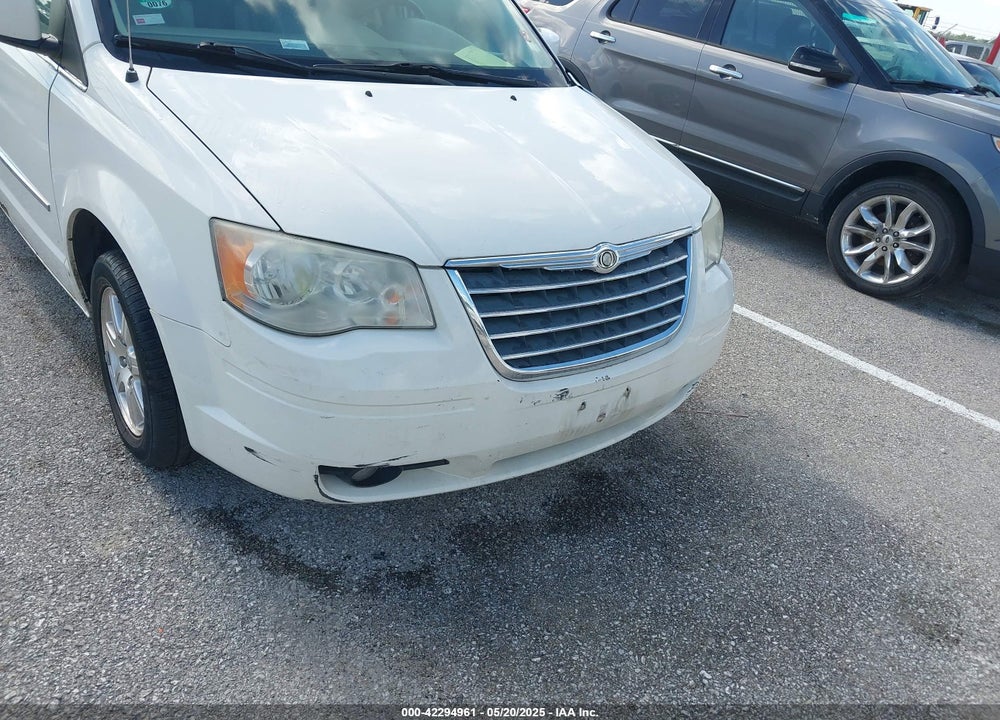 2009 CHRYSLER TOWN & COUNTRY TOURING VIN: 2A8HR54149R678738
