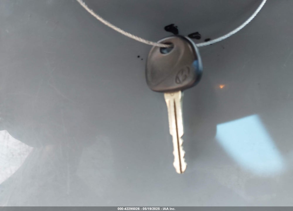 2014 HYUNDAI ELANTRA VIN: 5NPDH4AE3EH541016