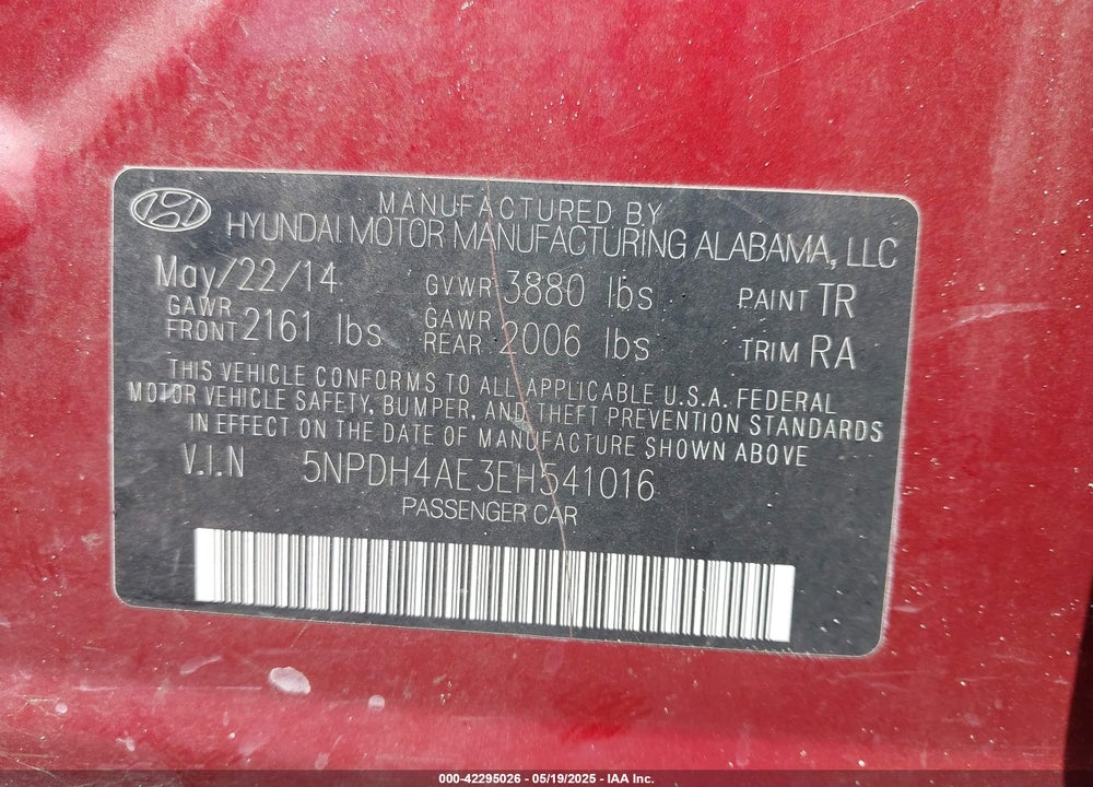 2014 HYUNDAI ELANTRA VIN: 5NPDH4AE3EH541016