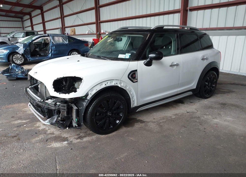 2017 MINI COUNTRYMAN COOPER S VIN: WMZYT5C30H3D79673