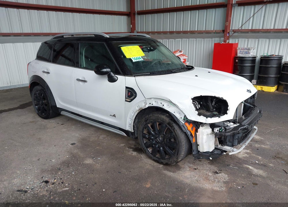 2017 MINI COUNTRYMAN COOPER S VIN: WMZYT5C30H3D79673