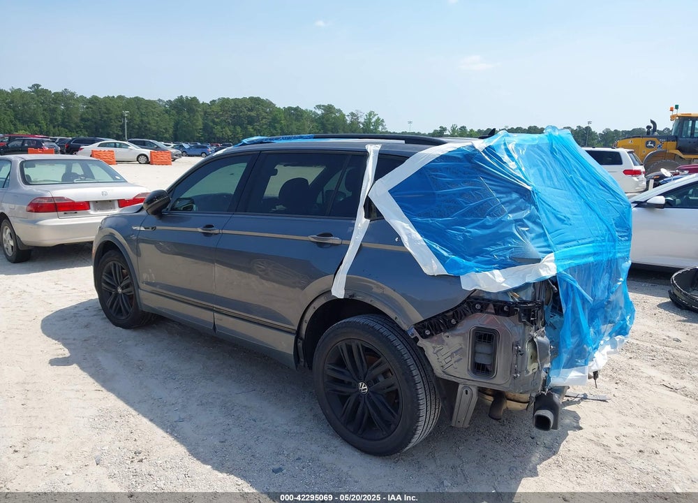 2022 VOLKSWAGEN TIGUAN VIN: 3VVCB7AX5NM104260