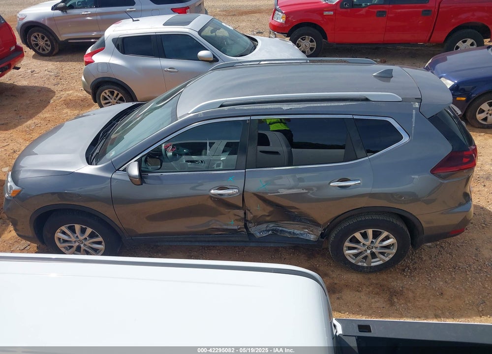 2019 NISSAN ROGUE VIN: 5N1AT2MV2KC720670